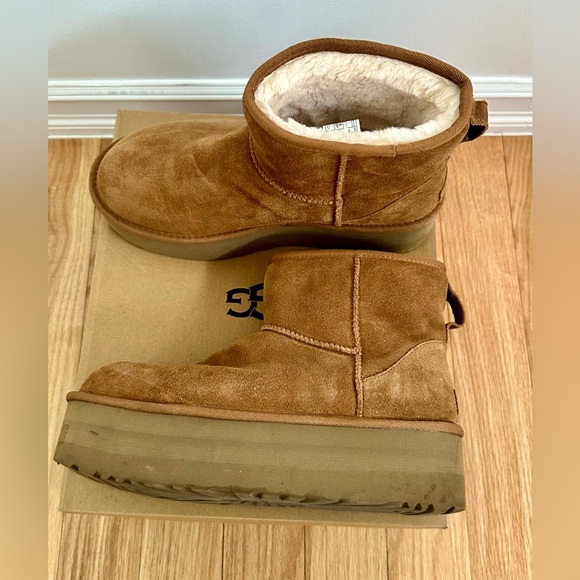 UGG Classic Mini Platform in Chestnut - Picture 9 of 11